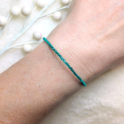 Dainty bracelet - green silver lined - creations by cherie