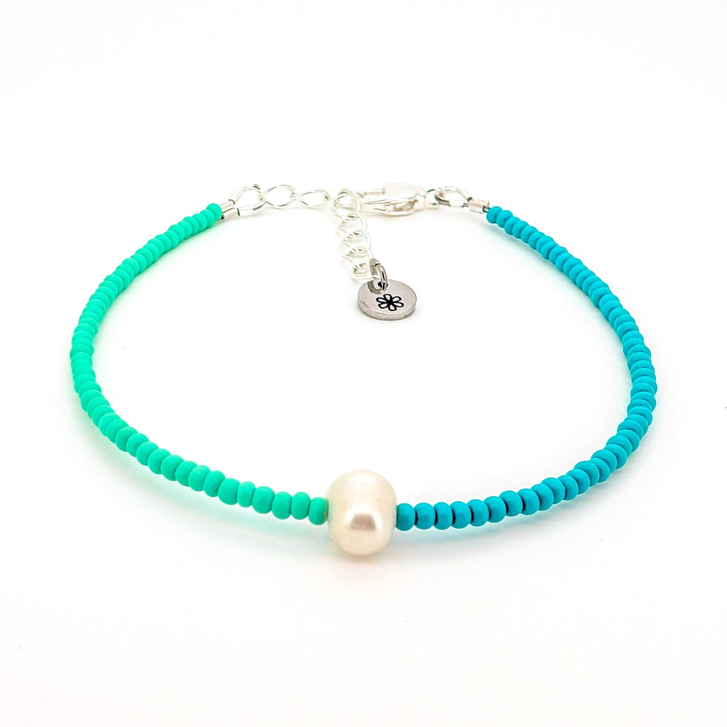 Dainty bracelet - single pearl green color block - creations by cherie